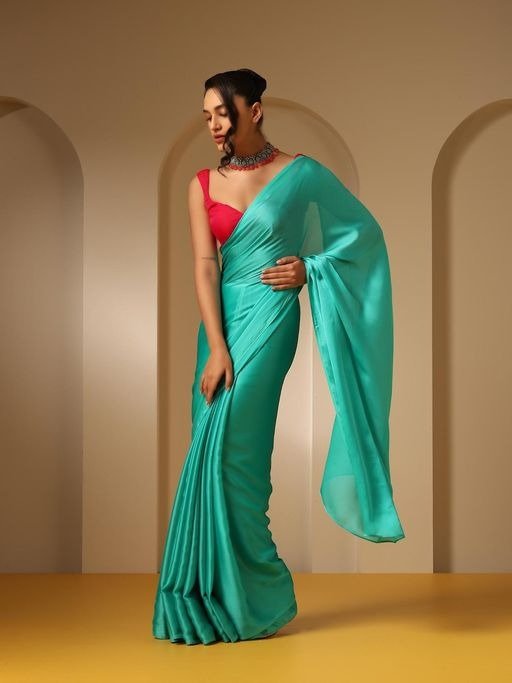 Turq Blue Soft Chiffon Saree with Fuchia Fabric with Unstitched Blouse